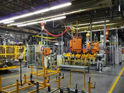 長安歐尚A800誕生地探秘 對標(biāo)國際水準(zhǔn)的智能工廠與背后的制造邏輯